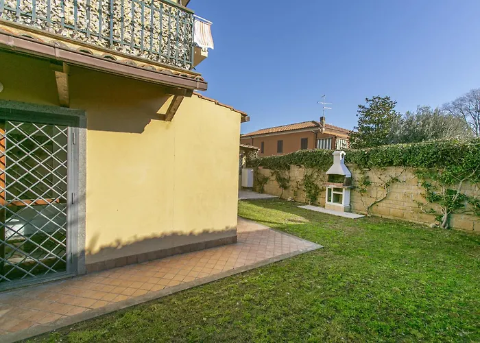 Casa Moderna Con Giardino דירה