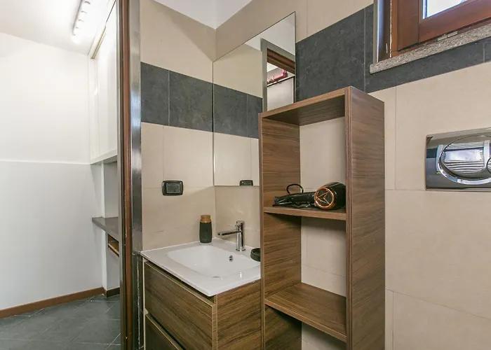 Casa Moderna Con Giardino רומא