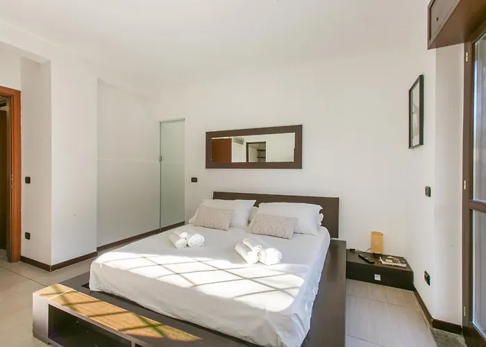 דירה Casa Moderna Con Giardino *